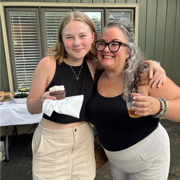 Meet your Posher, Alexandra - Picture 5 of 7